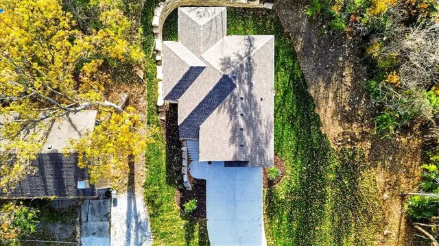 $450,000 | 6448 Northwest Cross Road, Parkville, MO 64152