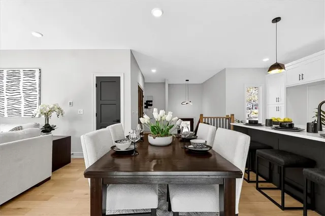 $450,000 | 6448 Northwest Cross Road, Parkville, MO 64152