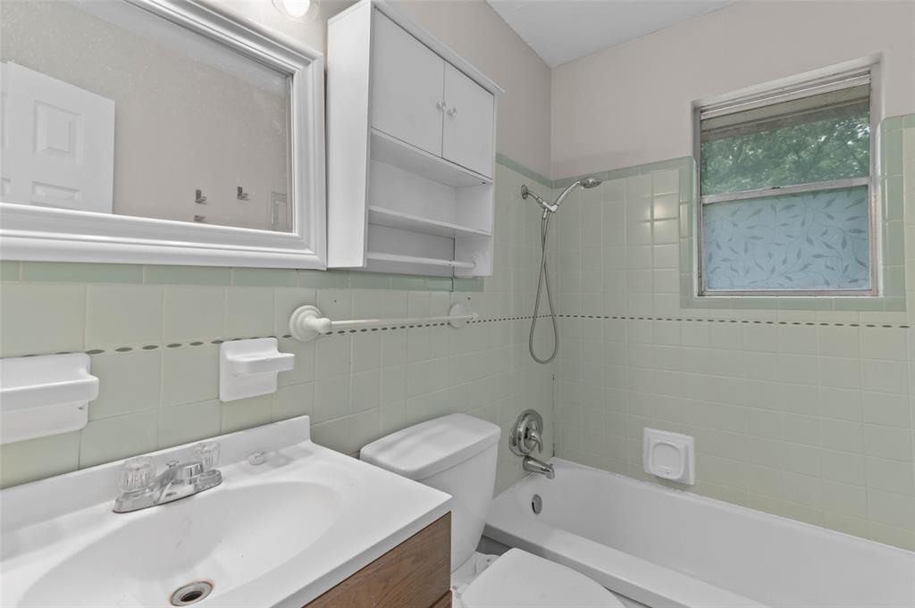 2103 Mercedes Road Denton, TX 76205 - Photo 12 of 22