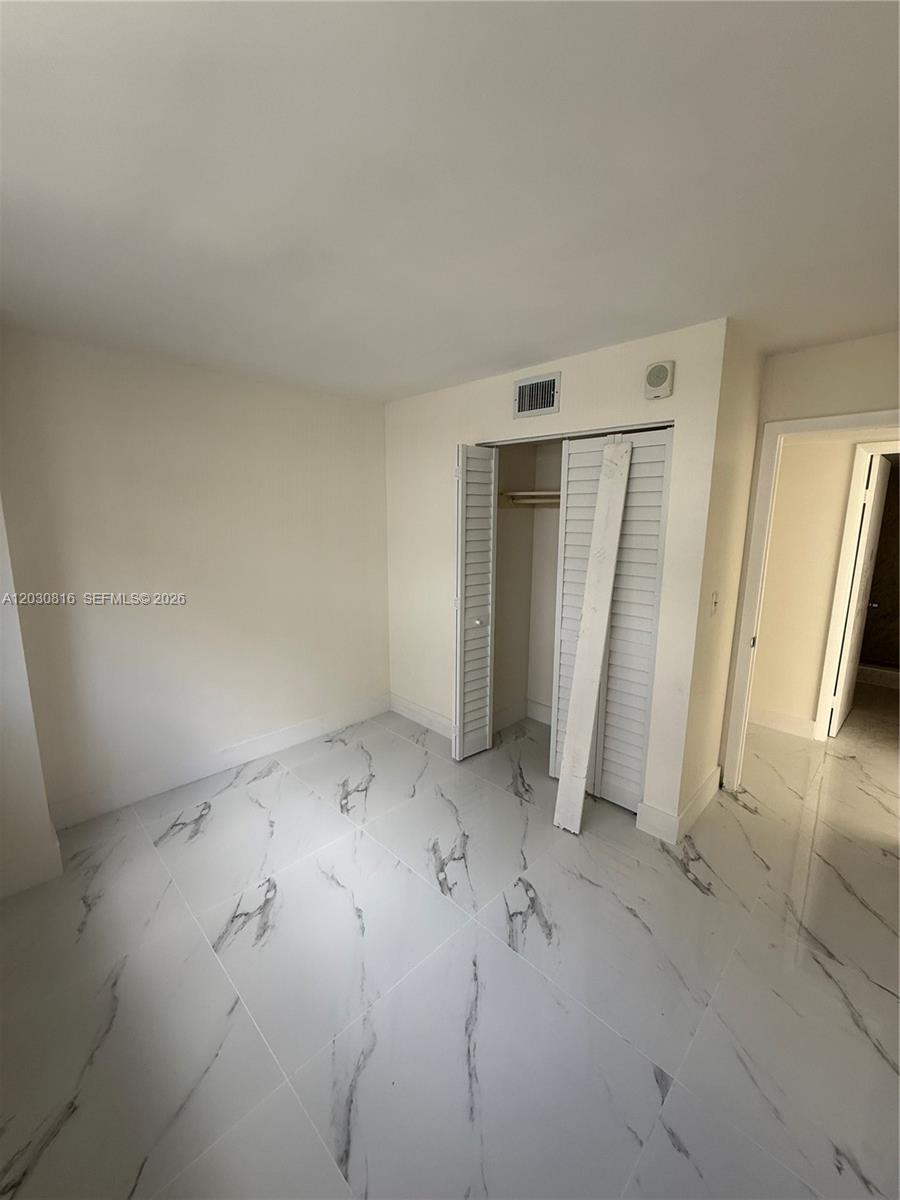 1673 Bay Road, Unit 306 Miami Beach, FL 33139 - Photo 13 of 22