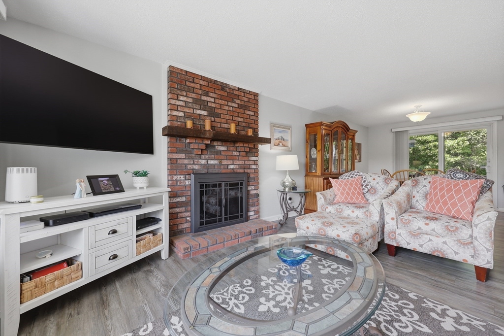 5 Dix Road Ipswich, MA 01938 - Photo 8 of 37