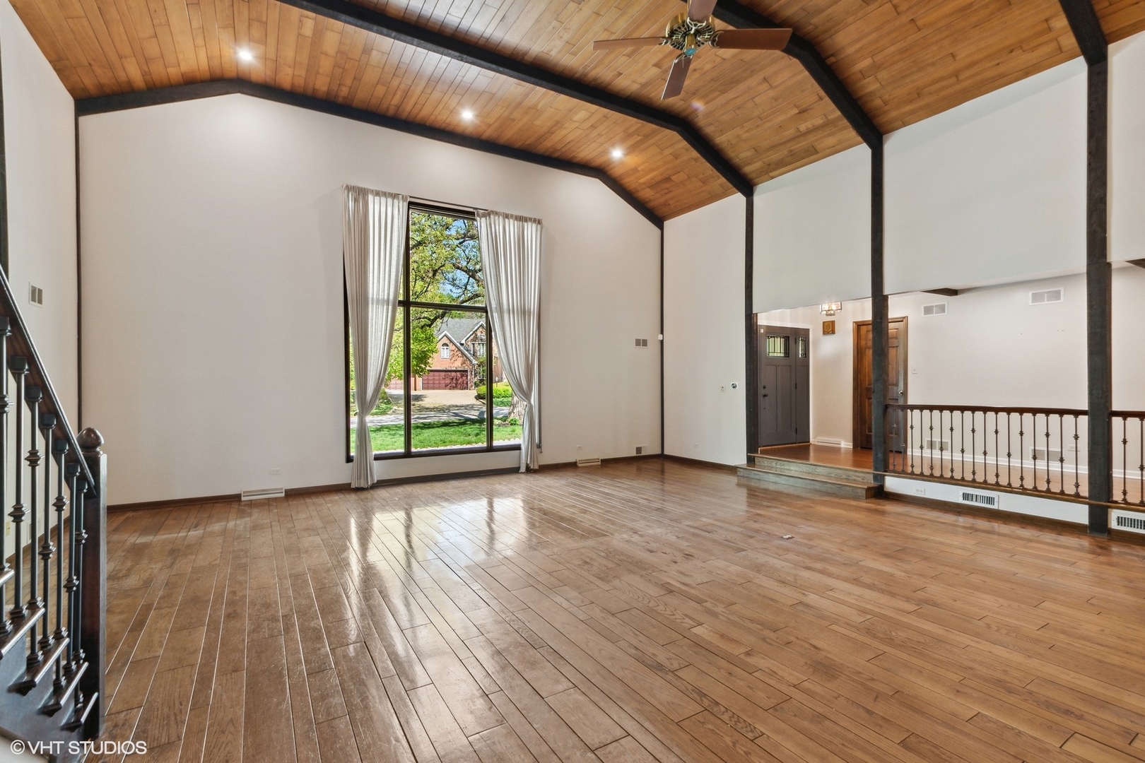 511 Aberdeen Road Frankfort, IL 60423 - Photo 17 of 48 a view of a room with wooden floor and window