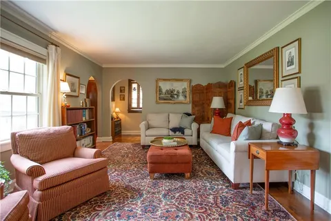 $735,000 | 604 West 70th Street, Kansas City, MO 64113