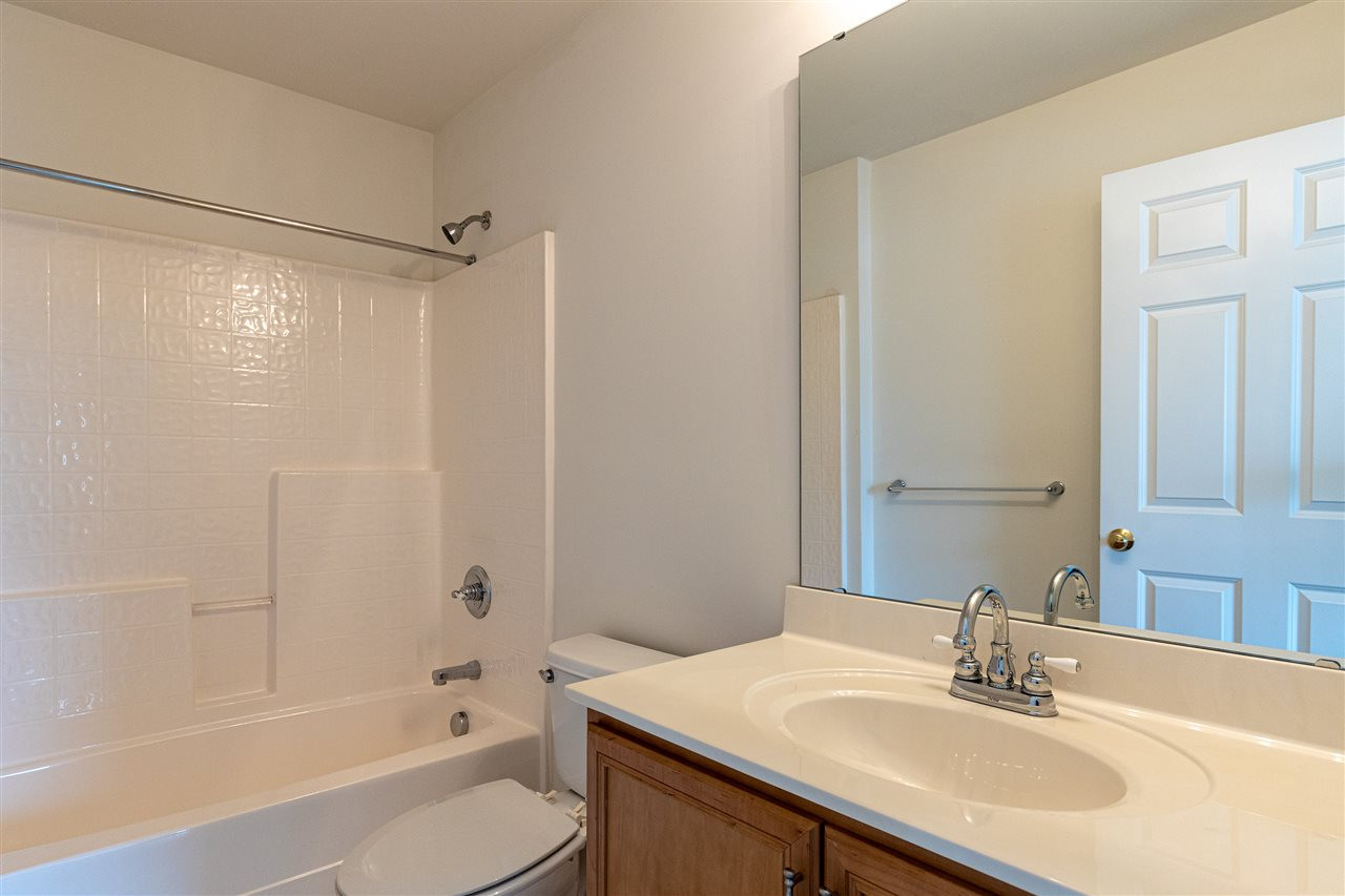 11563 Auldbury Way Raleigh, NC 27617 - Photo 16 of 19 Photo 16