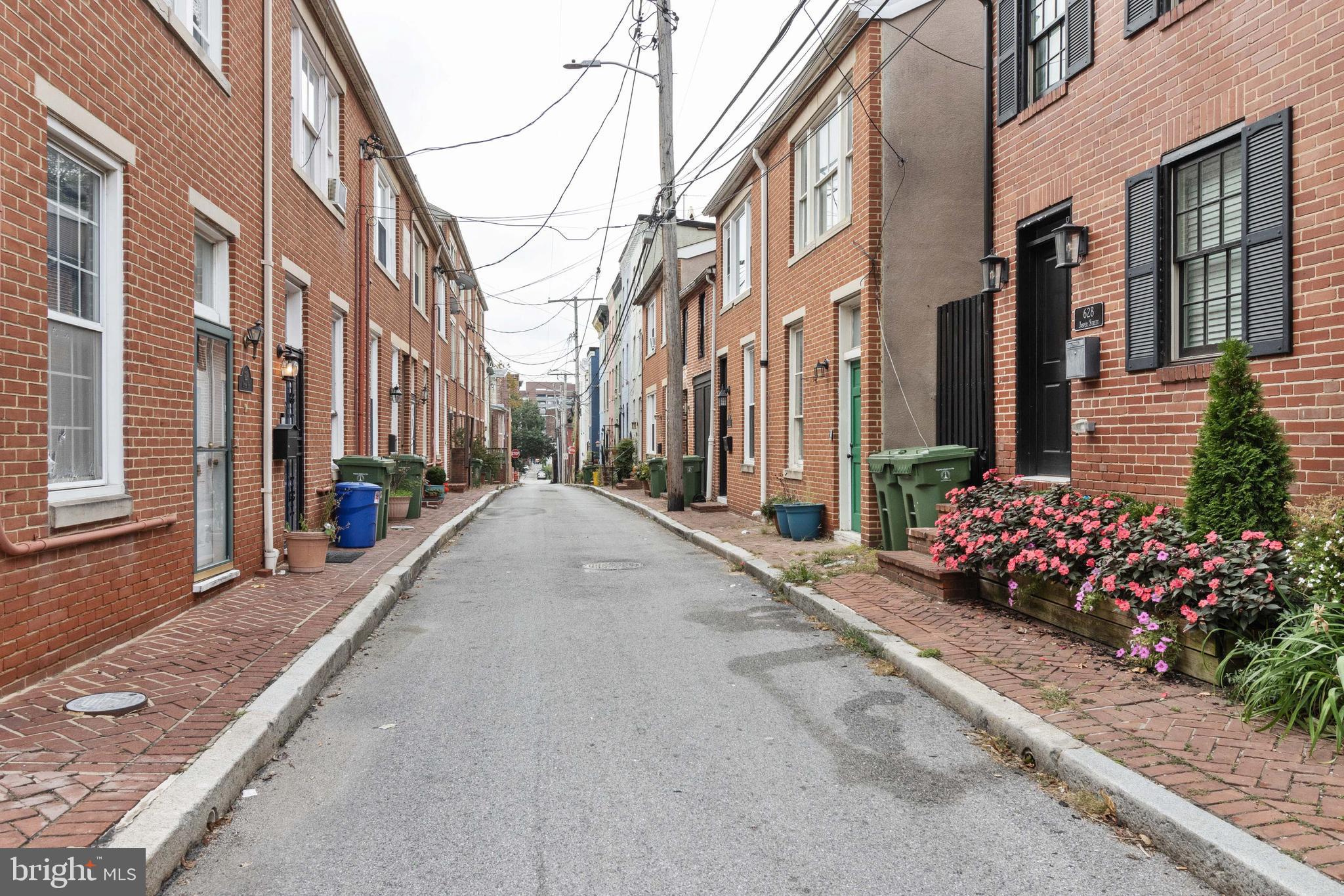 624 Jasper Street Baltimore, MD 21201 - Photo 3 of 30