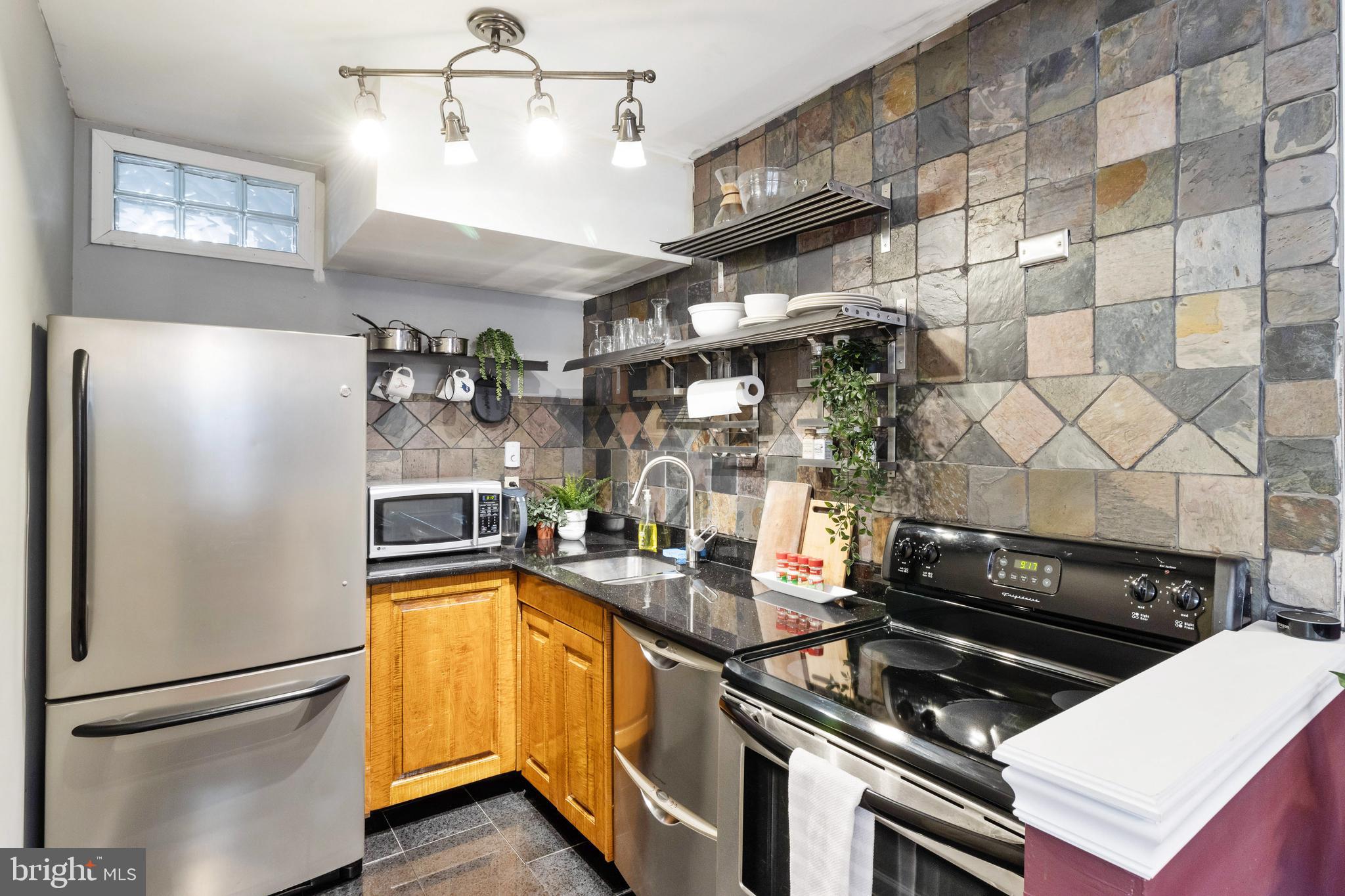 624 Jasper Street Baltimore, MD 21201 - Photo 9 of 30