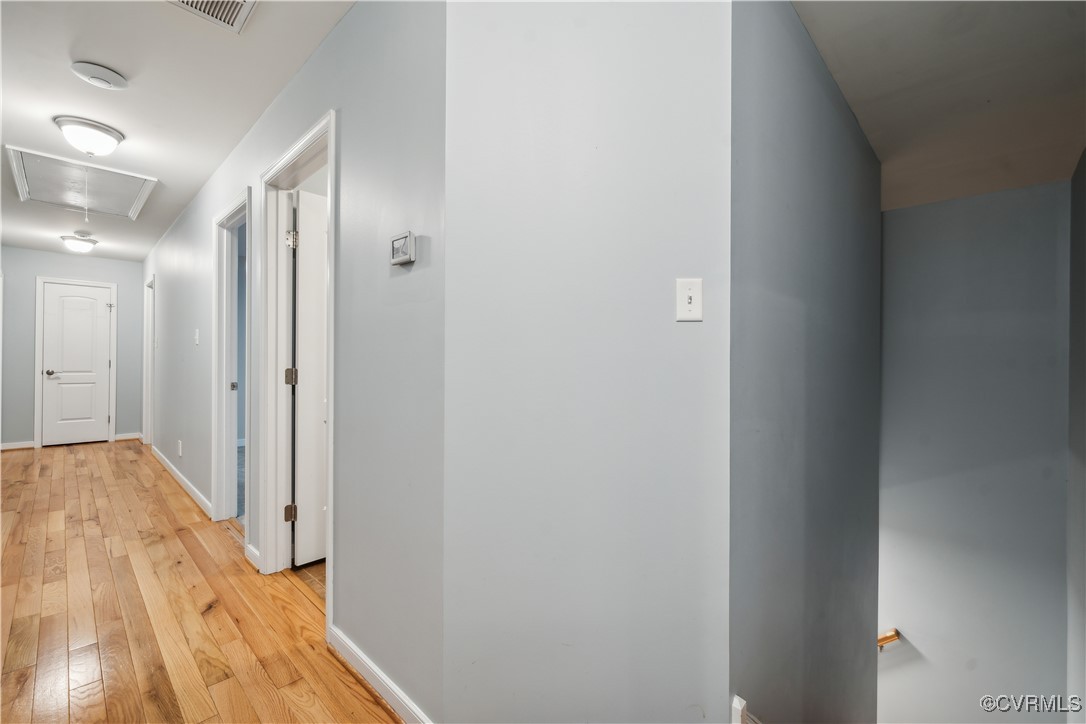 17300 Creekbed Road Chesterfield, VA 23838 - Photo 31 of 49 Upstairs hallway. Primary bedroom directly behind