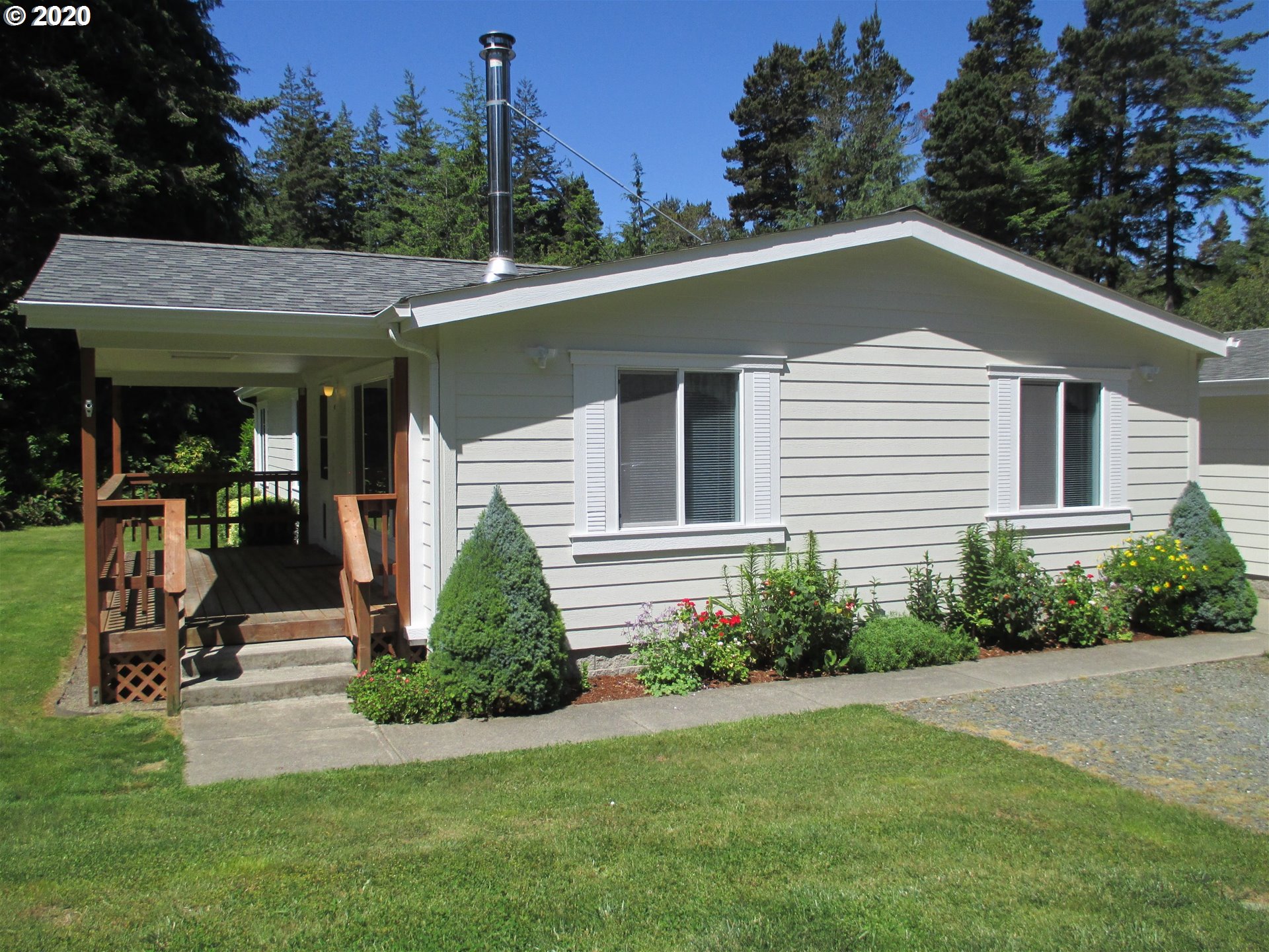55426 Frosty Road Bandon, OR 97411 - Photo 2 of 32 Gallery Image 2