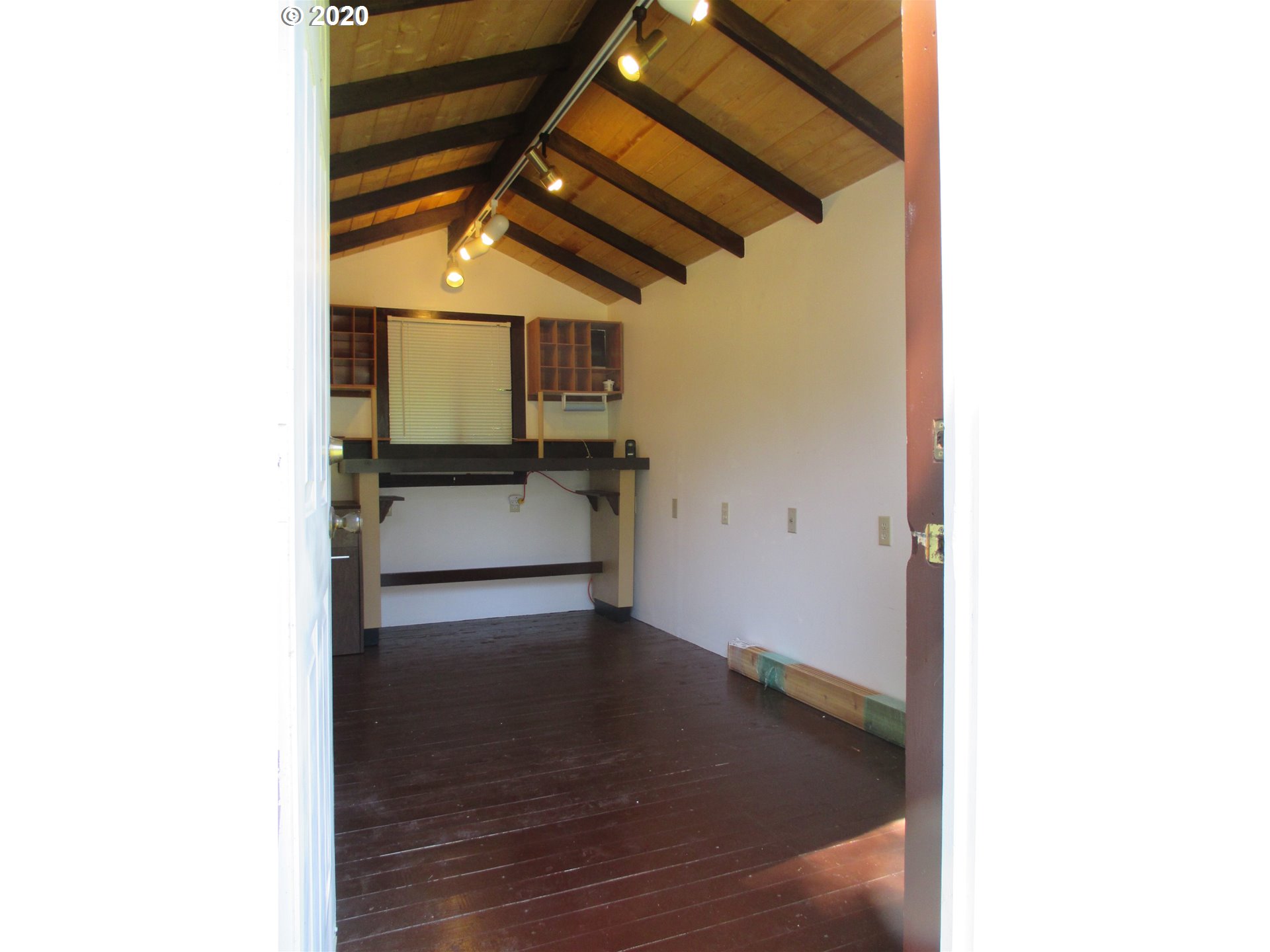 55426 Frosty Road Bandon, OR 97411 - Photo 16 of 32 Gallery Image 16