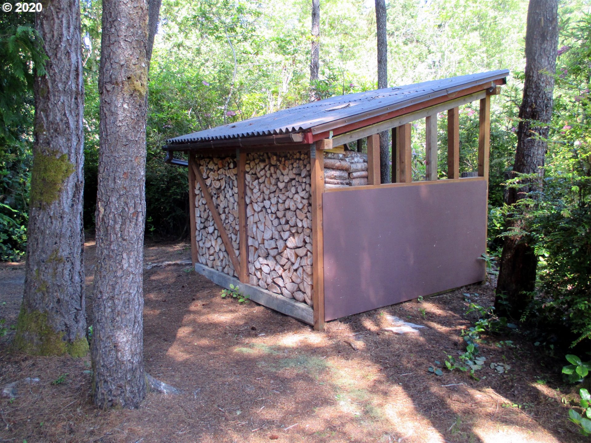 55426 Frosty Road Bandon, OR 97411 - Photo 17 of 32 Gallery Image 17