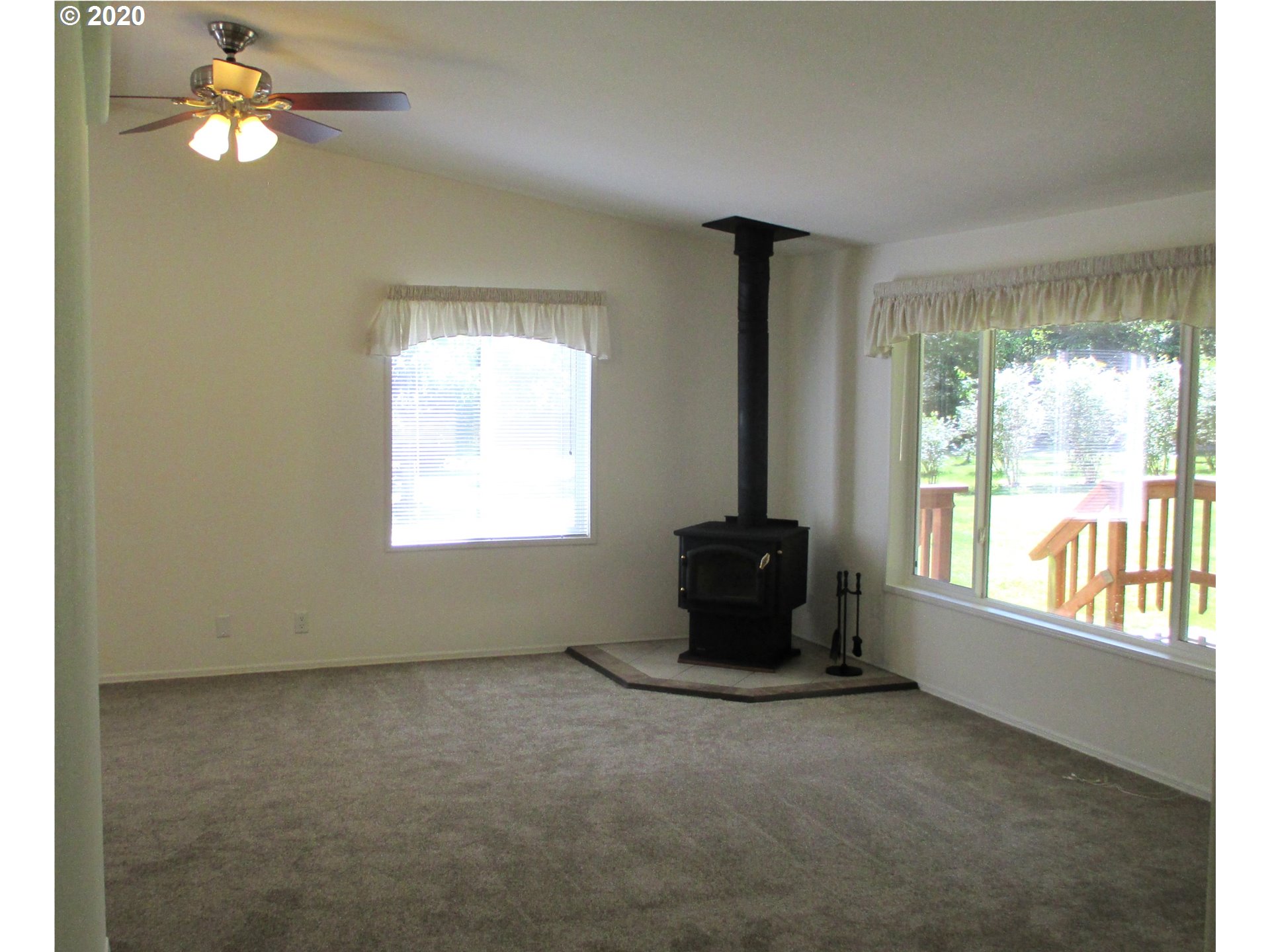 55426 Frosty Road Bandon, OR 97411 - Photo 27 of 32 Gallery Image 27
