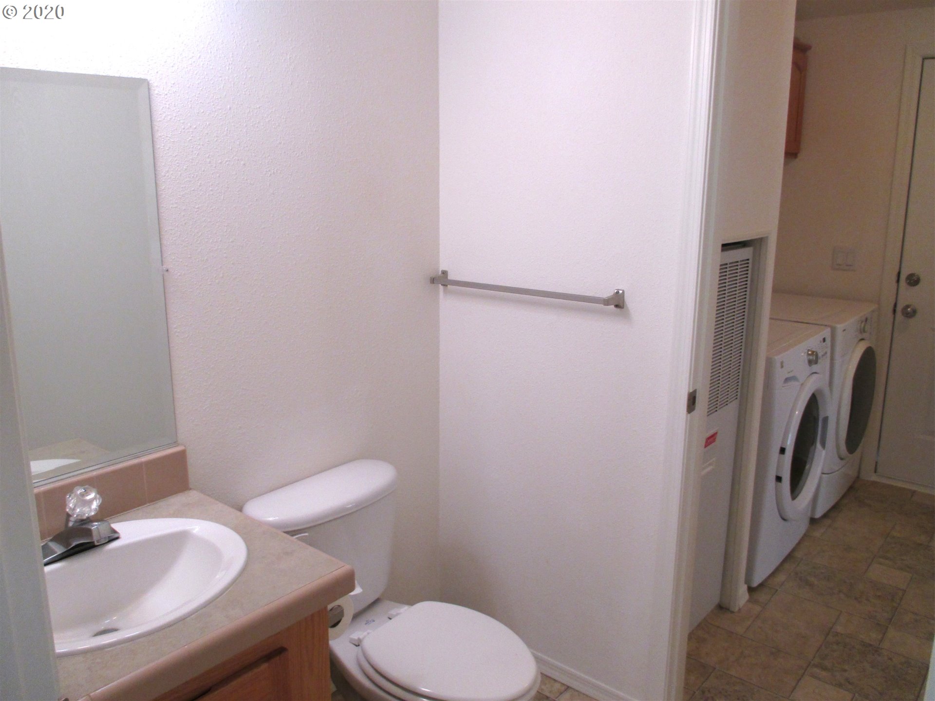 55426 Frosty Road Bandon, OR 97411 - Photo 29 of 32 Gallery Image 29