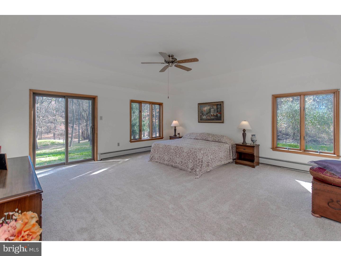 22 Stagecoach Road Pipersville, PA 18947 - Photo 11 of 25 Gallery Image 11