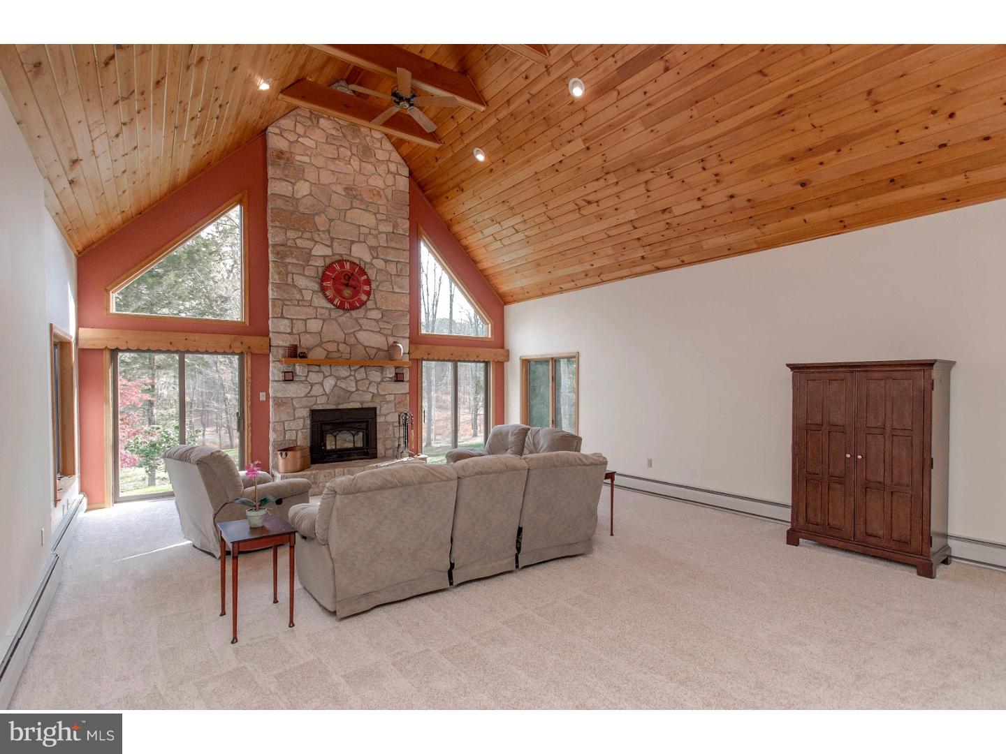 22 Stagecoach Road Pipersville, PA 18947 - Photo 6 of 25 Gallery Image 6