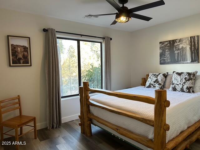 304 North Mogollon Trail Payson, AZ 85541 - Photo 13 of 22 a bedroom with a bed and a window