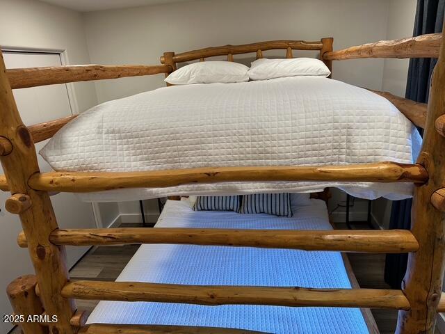 304 North Mogollon Trail Payson, AZ 85541 - Photo 15 of 22 a living room with a bed