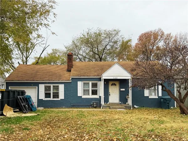 $162,000 | 11241 Highridge Drive, Independence, MO 64052