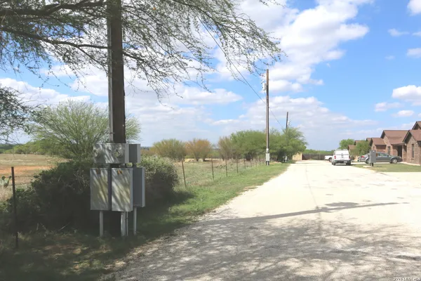 $1,500 | 16020 Us Highway 87 W, Unit A1, Adkins, TX 78101