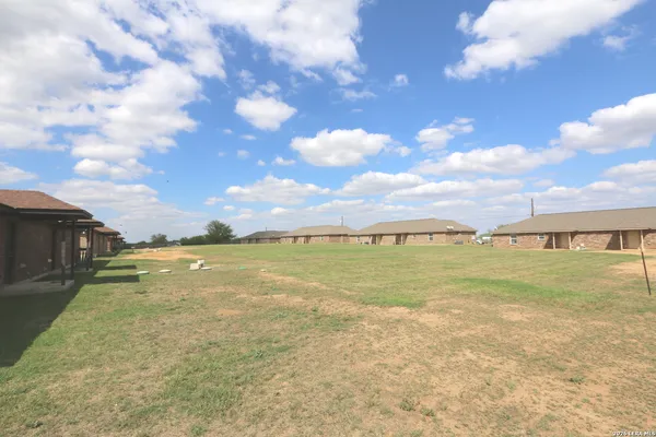 $1,500 | 16020 Us Highway 87 W, Unit A1, Adkins, TX 78101