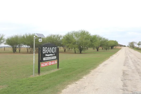 $1,500 | 16020 Us Highway 87 W, Unit A1, Adkins, TX 78101