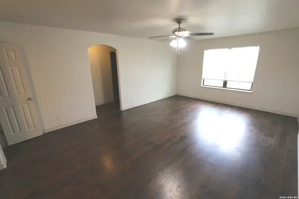 $1,500 | 16020 Us Highway 87 W, Unit A1, Adkins, TX 78101