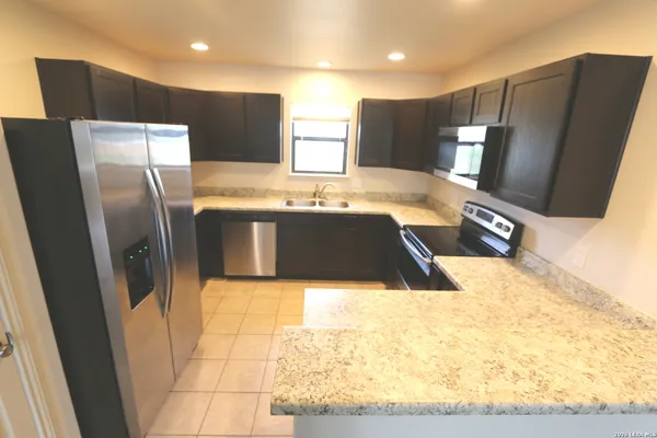 $1,500 | 16020 Us Highway 87 W, Unit A1, Adkins, TX 78101