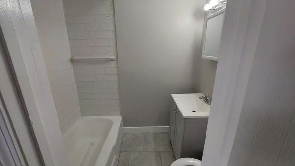 $3,600 | 41 Armandine Street, Unit 3, Boston, MA 02124