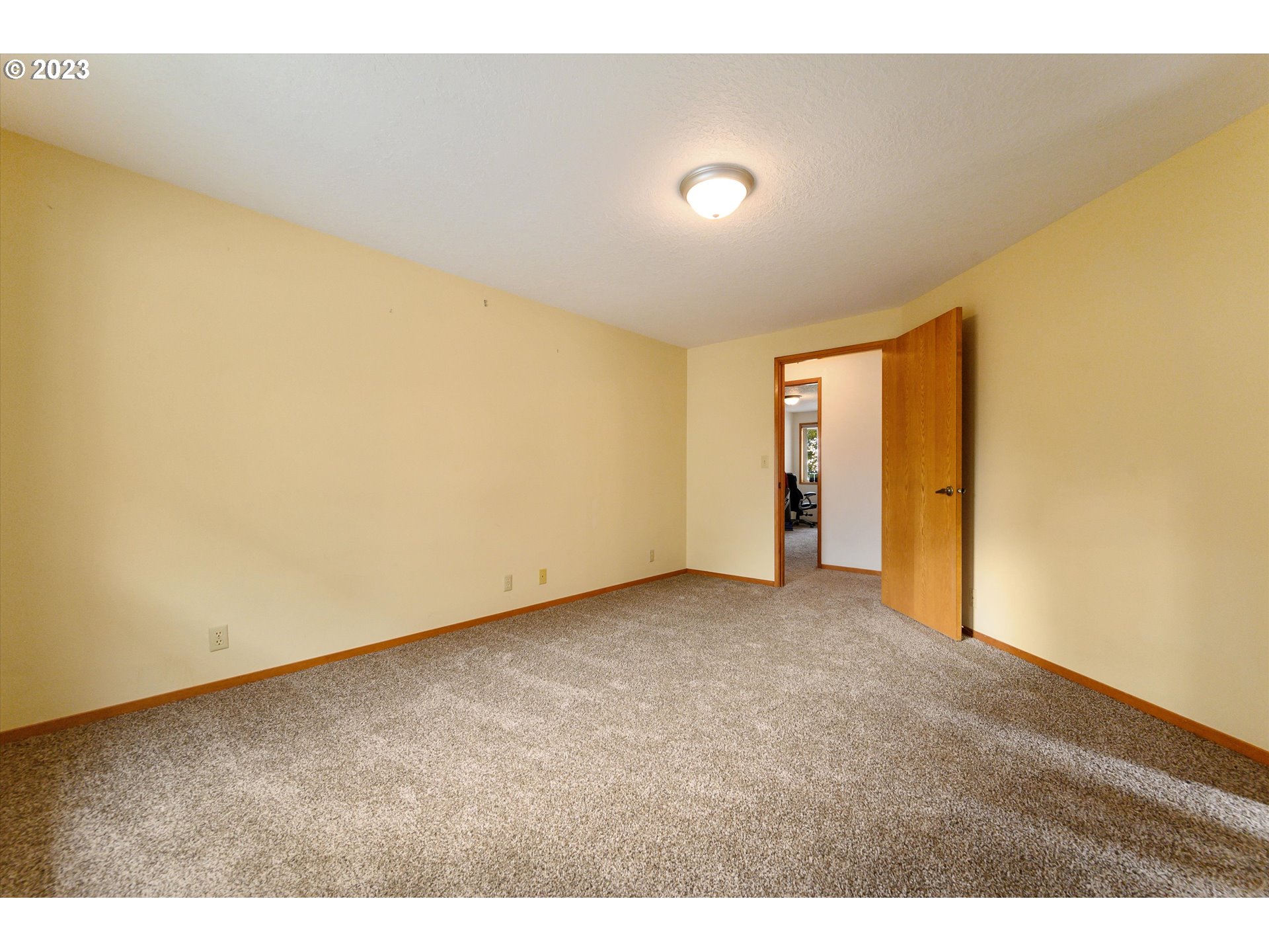 1811 D Street Forest Grove, OR 97116 - Photo 22 of 34 a view of an empty room