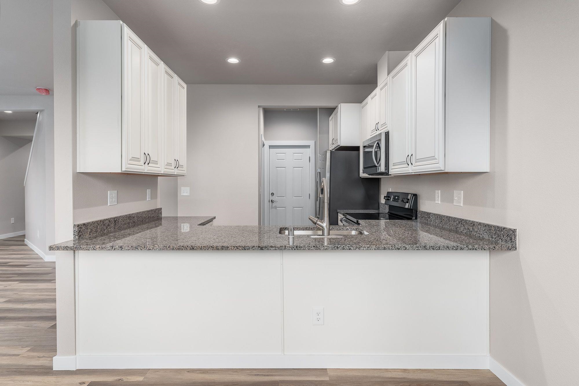606 South Howe Road, Unit 608 Spokane Valley, WA 99212 - Photo 4 of 39