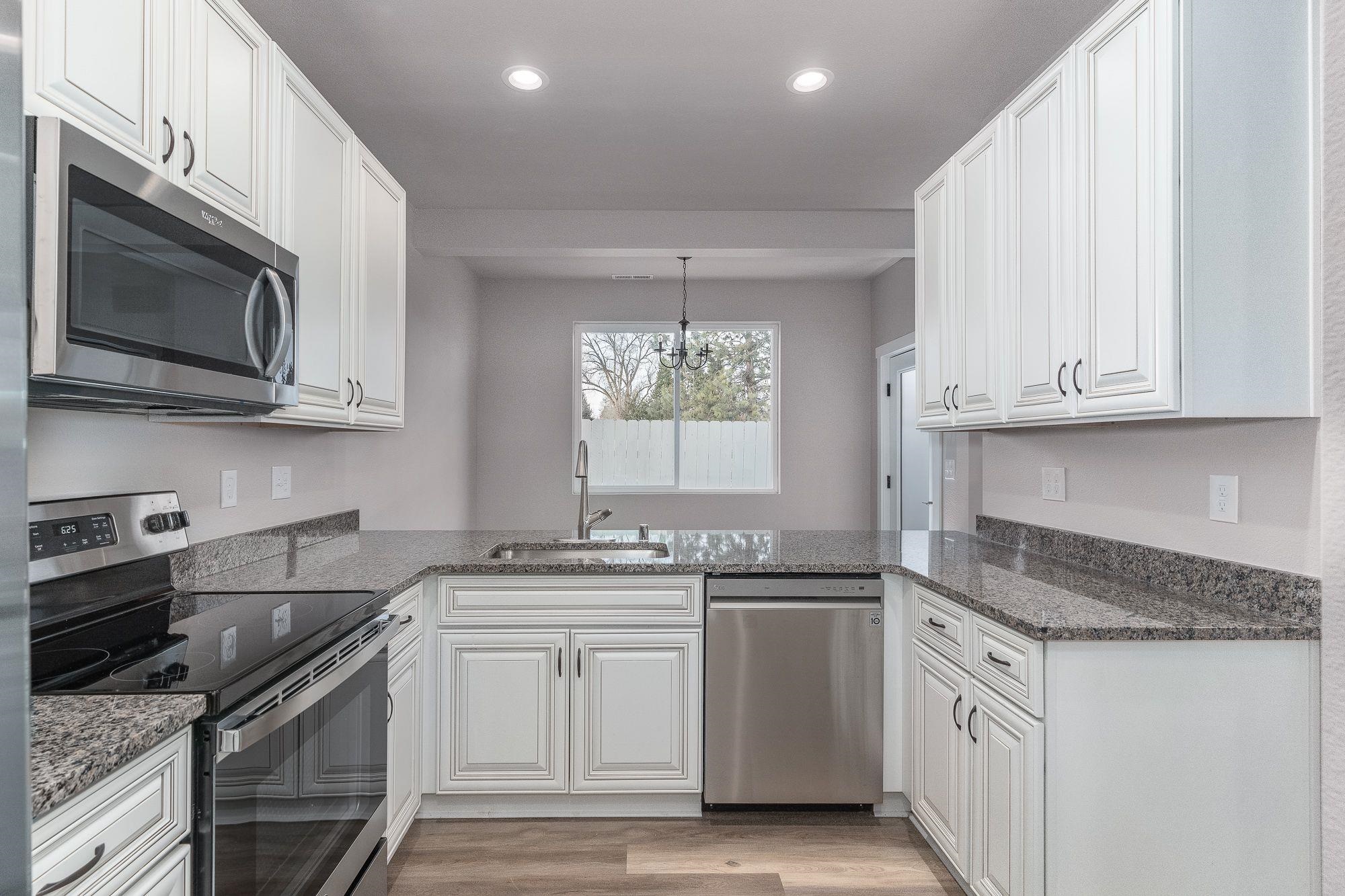 606 South Howe Road, Unit 608 Spokane Valley, WA 99212 - Photo 5 of 39