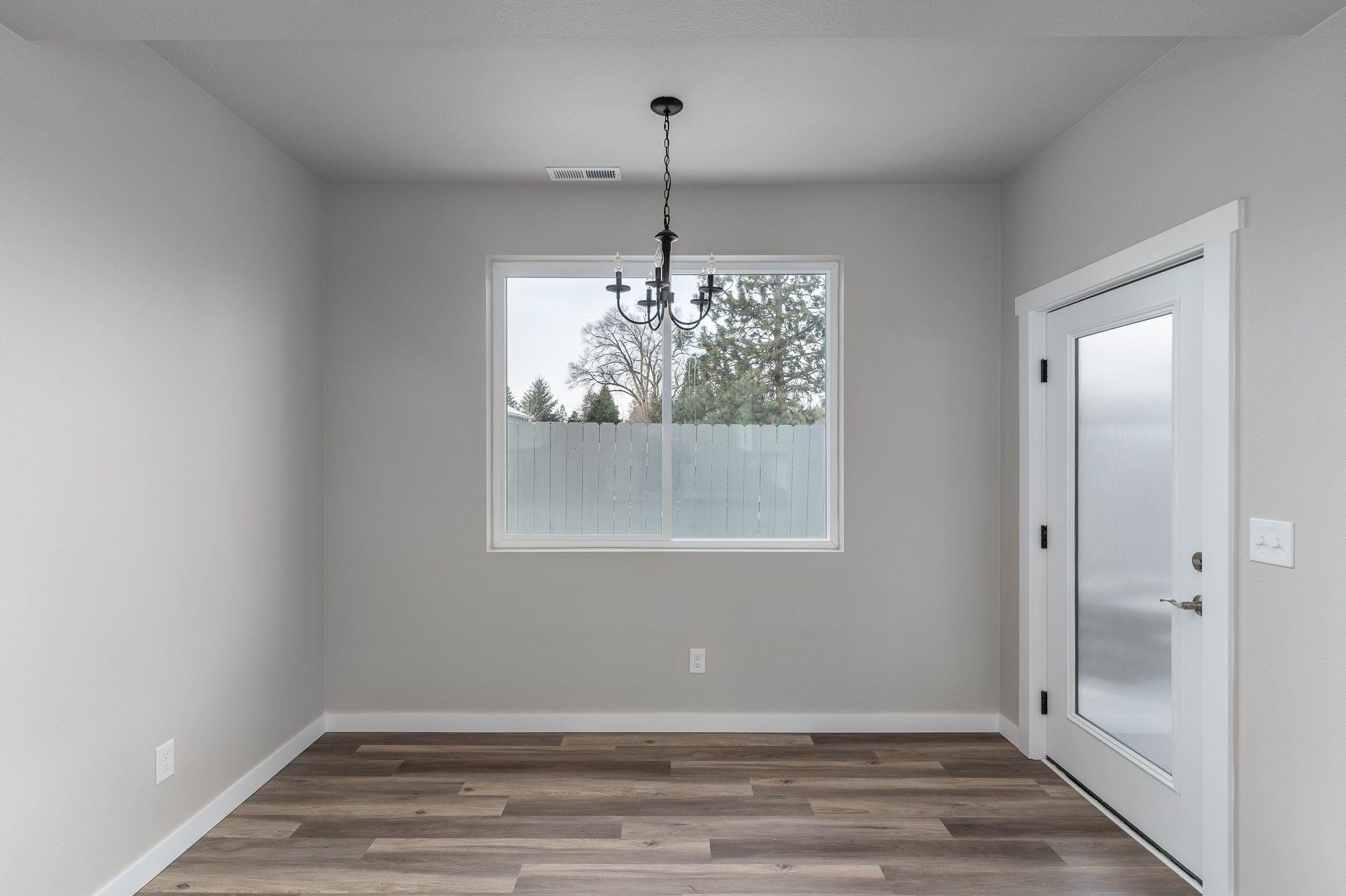 606 South Howe Road, Unit 608 Spokane Valley, WA 99212 - Photo 6 of 39
