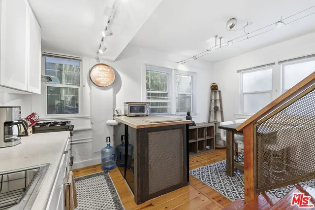 $2,675,000 | 43 Dudley Avenue, Venice, CA 90291