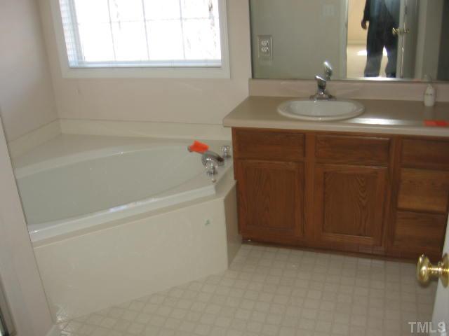 2901 Sap Lane Raleigh, NC 27603 - Photo 5 of 5 Gallery Image 5