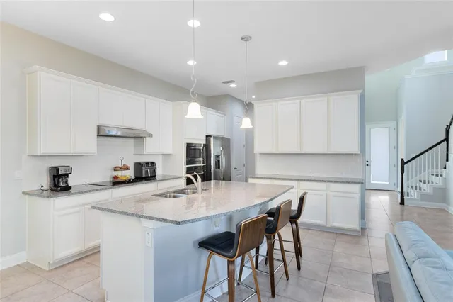 $675,000 | 7749 Laureate Boulevard, Orlando, FL 32827