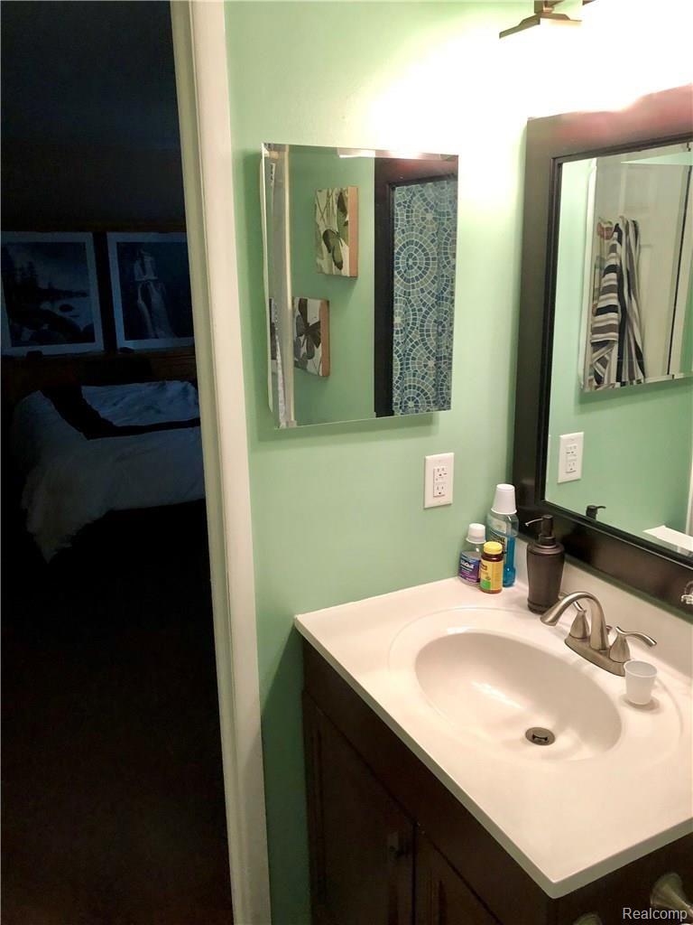 39726 Cheviot Road Canton, MI 48188 - Photo 11 of 19 IMG_E0977.JPG