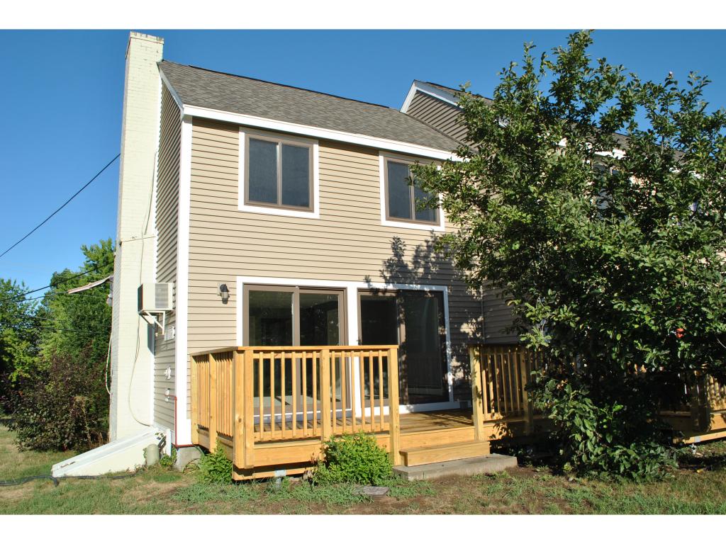 19 Boyd Road, Unit 1 Londonderry, NH 03053 - Photo 11 of 12