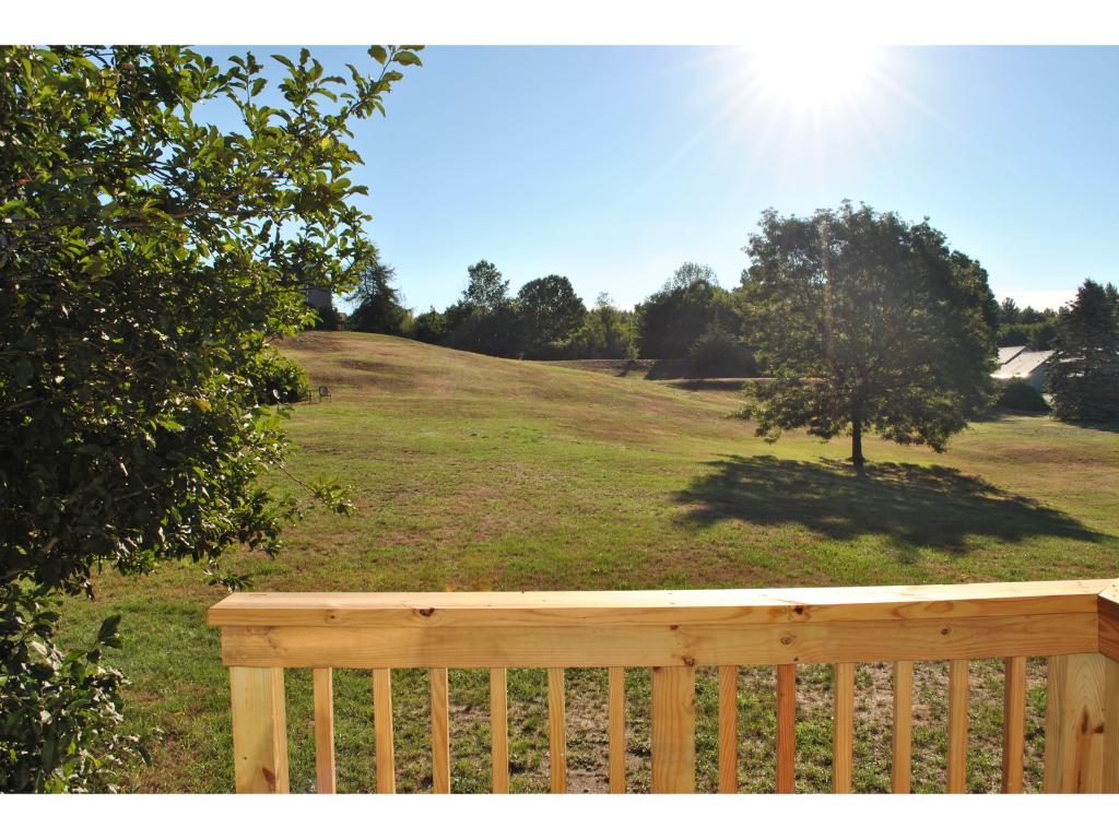 19 Boyd Road, Unit 1 Londonderry, NH 03053 - Photo 12 of 12