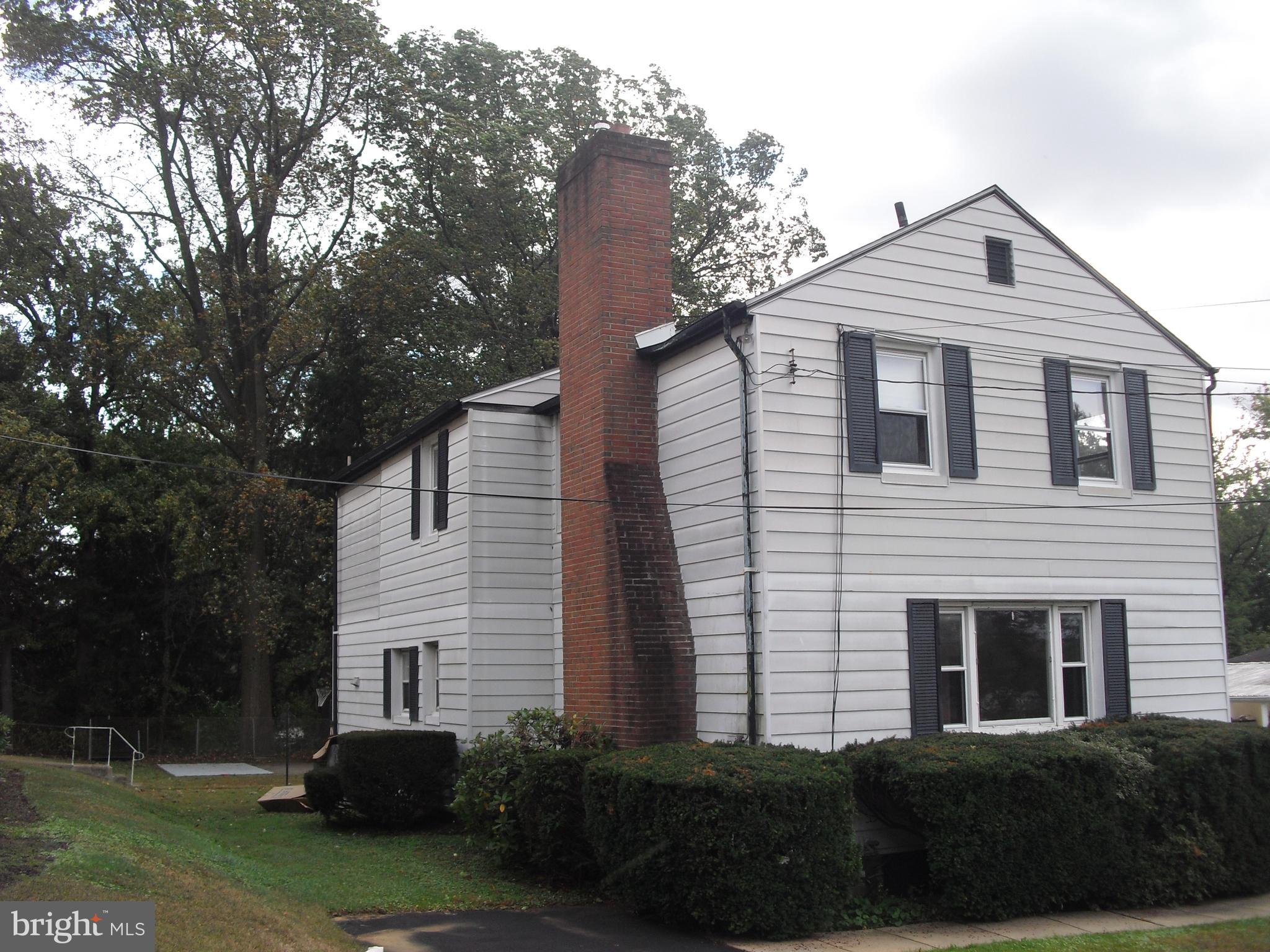1625 Ashton Road Havertown, PA 19083 - Photo 2 of 14 Gallery Image 2