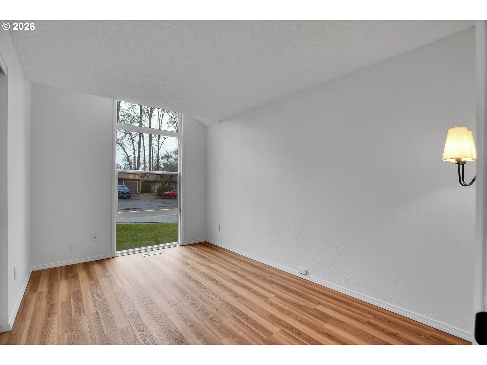 20332 Southwest Rock Court Beaverton, OR 97003 - Photo 34 of 47 a view of an empty room and window
