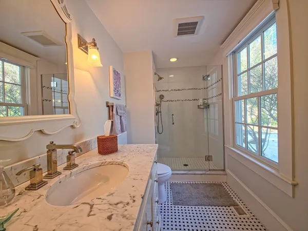 $1,900,000 | 552 Main Street, Barnstable, MA 02635
