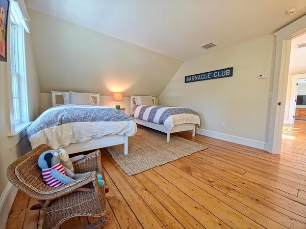 $1,900,000 | 552 Main Street, Barnstable, MA 02635
