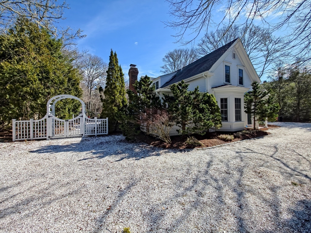 552 Main Street Barnstable, MA 02635 - Photo 2 of 42