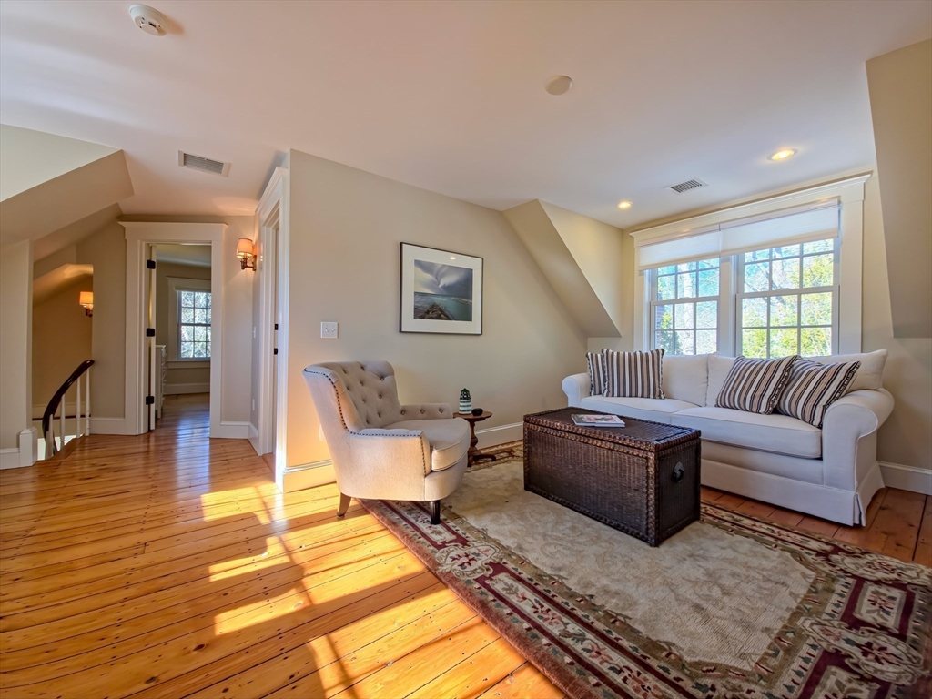 552 Main Street Barnstable, MA 02635 - Photo 25 of 42