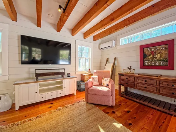 $1,900,000 | 552 Main Street, Barnstable, MA 02635