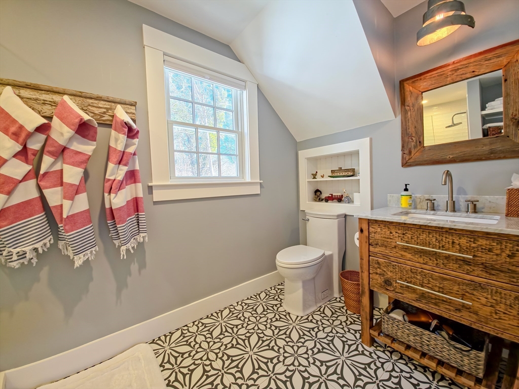 552 Main Street Barnstable, MA 02635 - Photo 33 of 42