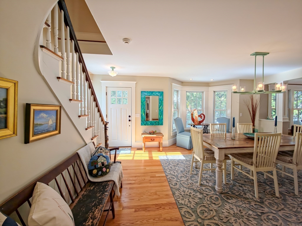 552 Main Street Barnstable, MA 02635 - Photo 5 of 42