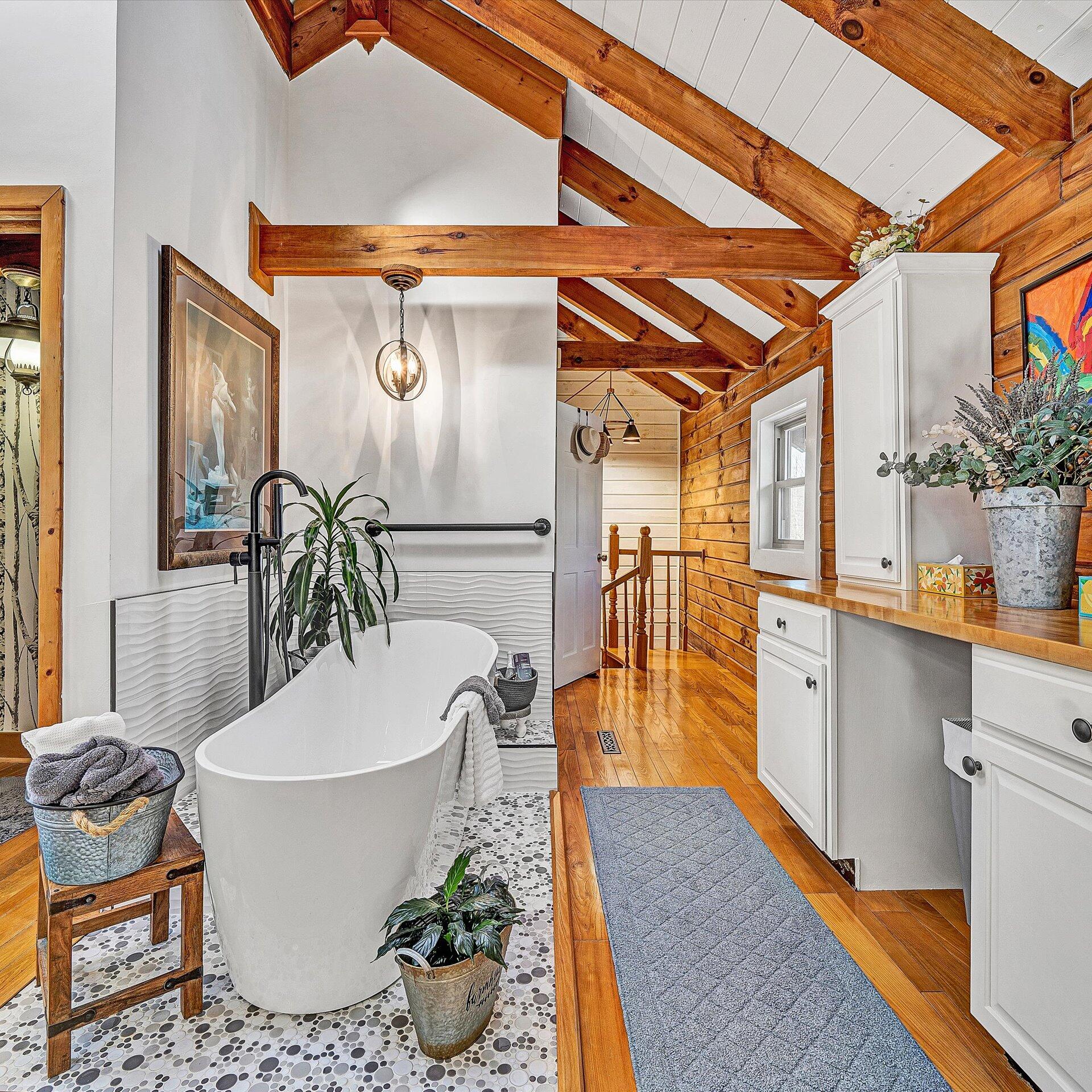 1504 Hutchison Road Newport, VA 24128 - Photo 80 of 99 a very nice looking dining room with a rug