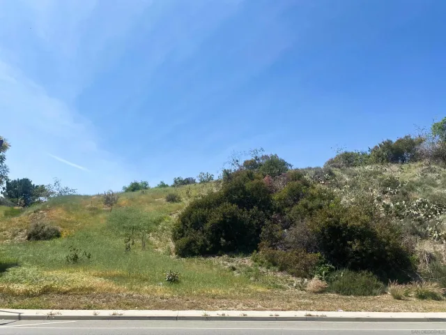 $530,000 | 16 Esperanza Drive, Unit 16, La Verne, CA 91750