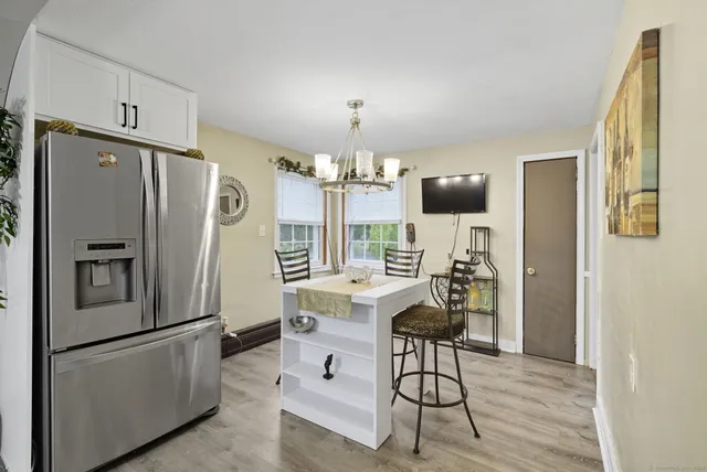 $314,925 | 41 Chestnut Drive, Windsor, CT 06095