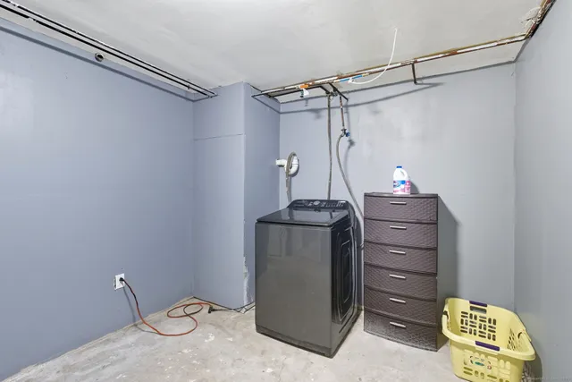 $314,925 | 41 Chestnut Drive, Windsor, CT 06095